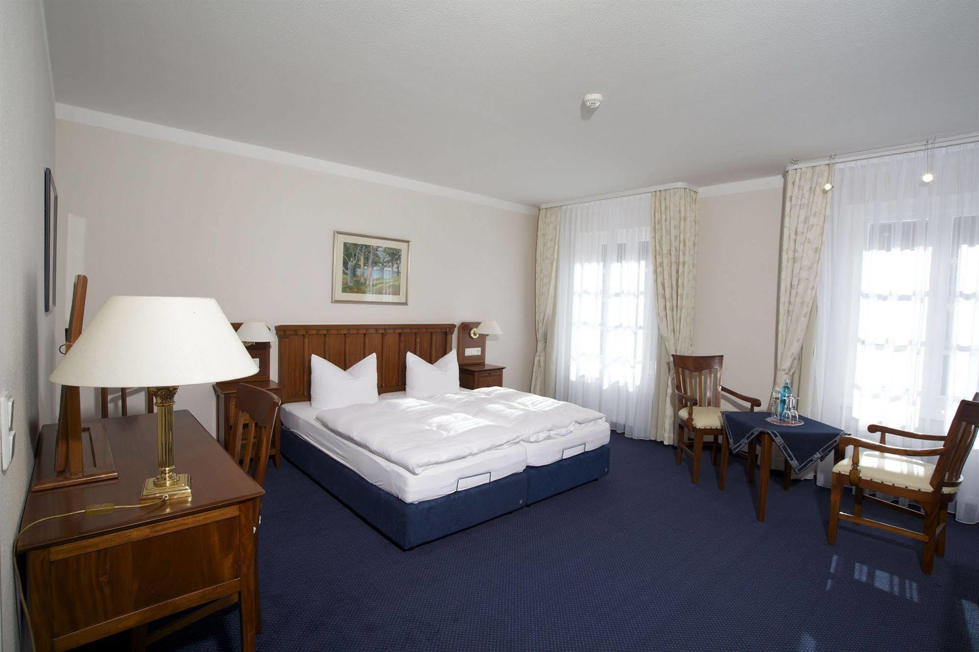 Hotel Badehaus Goor Putbus Zewnętrze zdjęcie